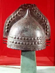 Elmo, 1000 a.C.