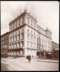 Hotel Delmonico alla 44th Street e 5th Avenue, New York, 1898 (stampa al gelatino d