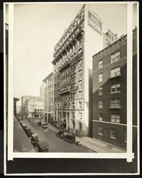 Hotel Harding alla 55th Street e Broadway, New York, 1921