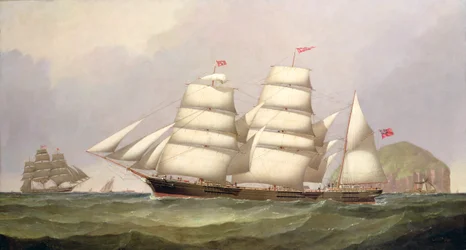 La barca "Undaunted" al largo di Ailsa Craig, con navi mercantili oltre