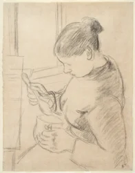 Giovane contadina che prende il caffè