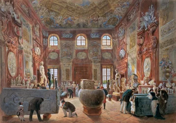 La grande sala di marmo del Belvedere inferiore con le sculture della collezione antica