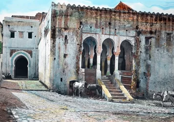 Marocco settentrionale, Tangeri, ingresso del palazzo del Governatore