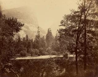 [«Il lago» - Valle di Yosemite] / [Riva del lago] / [Lago Ah-Wi-Yah, Yosemite] / [Mirror Lake e monte Watkins, Yosemite]