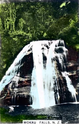 Cascate Mokau, Isola del Nord, Nuova Zelanda