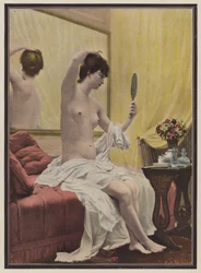 Donna alla sua toilette mattutina