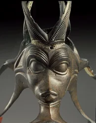 Arte celtica: elemento decorativo di una brocca di bronzo a forma di testa di creatura fantastica. III secolo a.C. Da Brno Malomerice (Moravia). Brno, Museo Moravo
