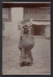 Costume militare tradizionale tibetano