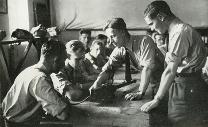 Personale della RAF che apprende l