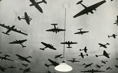 Sagome di aerei militari in una scuola di addestramento della RAF durante la Seconda guerra mondiale, 1941.