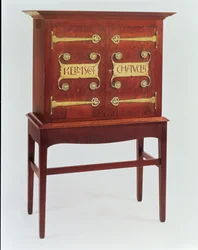 Il mobile Kelmscott Chaucer, progettato da C.F.A. Voysey (1857-1941) e realizzato da F. Coote, 1899