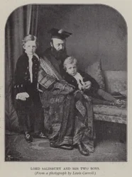 Lord Salisbury e i suoi due figli (foto in bianco e nero)