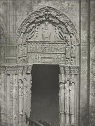 Cattedrale di Chartres: Porta destra del Portale Reale con Nostra Signora di Chartres
