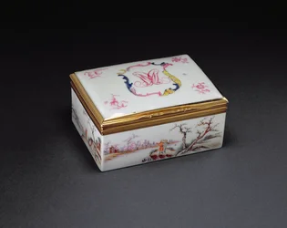 Scatola da fiuto monogrammata, Periodo Qianlong (1736-95) c.1750