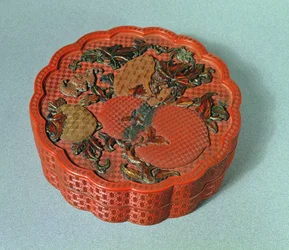 Scatola con decorazione ocra, verde e marrone, XVIII secolo
