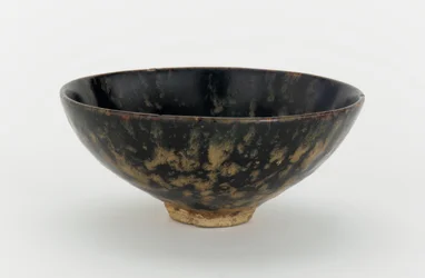Ciotola da tè in ceramica Jizhou, 1279-1368