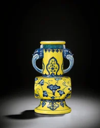Vaso in stile Ming
