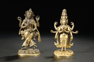 Figura tibeto-cinese di un bodhisattva