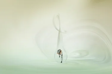 La ballerina stravagante delle bolle