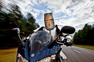 Cavaliere in moto