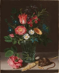 Fiori in un vaso con un topo che rosicchia