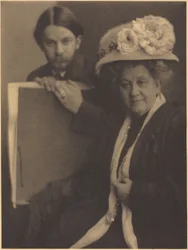 Alvin Langdon Coburn e sua madre, 1909 circa (foto)