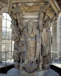 La base del Pozzo di Mosè mostra i profeti che predissero la venuta di Cristo (scultura)