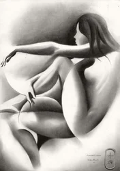 Donna sensuale sdraiata