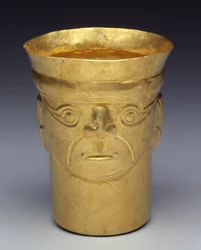 Coppa a doppia faccia, 900-1100