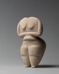 Figura femminile del Neolitico finale, 4500-4000 a.C. (marmo)