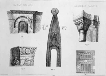Capitelli e dettagli architettonici dal nartece di Kahrije Dzamissi, la Chiesa del Salvatore, da 