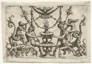Ornamento con sirena e tritone