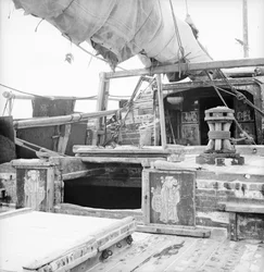 A bordo del Foochow pole junk (commerciante) 3179 ancorato a Weihaiwei
