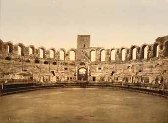 Arena, Arles, Francia, stampa fotochrome, circa 1900