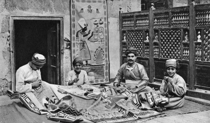 Artigiani, bazar dei fabbricanti di tende, Il Cairo, Egitto, c1922