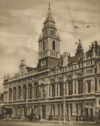 Municipio di Hammersmith da Hammersmith Broadway, c1935