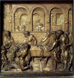 Il banchetto di Erode Antipa II (21 a.C.-39 d.C.). Dettaglio del rilievo inferiore del fonte battesimale realizzato da Donato di Niccolò di Betto Bardi detto Donatello (1386-1466)