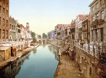 Veduta del Oudegracht a Utrecht