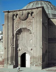 Veduta della scuola islamica (1258)
