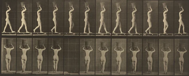 Tavola numero 34. Camminare e portare un cesto di 15 libbre sulla testa, mani alzate, 1887
