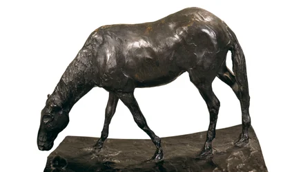 Cavallo alla mangiatoia, scultura di Edgar Degas