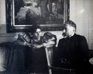 Ritratto dello scrittore Stephane Mallarme (1842-1898) e Paule Gobillard, nipote di Berthe Morisot. Fotografia di Edgar Degas (1834-1917) 1896