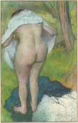 Giovane donna che si veste