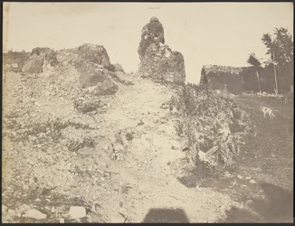 [Paesaggio roccioso]