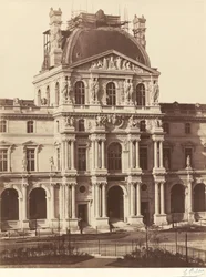Veduta del Louvre