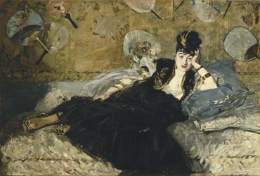 Donna con ventagli