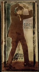 Egon Schiele con le braccia alzate ... (foto)