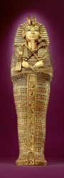 Veduta frontale di uno dei sarcofagi canopi dalla tomba di Tutankhamon (ca. 1370-1352 a.C.), Nuovo Regno