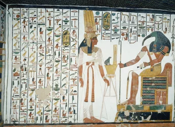 Capitolo 94 del Libro dei Morti, Nefertari davanti al dio Thoth, lo scriba dalla testa di ibis, affresco, parete nord, lato est della camera, Tomba di Nefertari (QV66), Valle delle Regine, Tebe. Civiltà egizia, Nuovo Regno, Dinastia XIX.