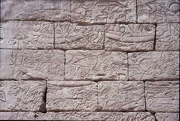I Popoli del Mare, battaglia navale di Ramses III, Medinet Habu, 1195-64 a.C., pietra